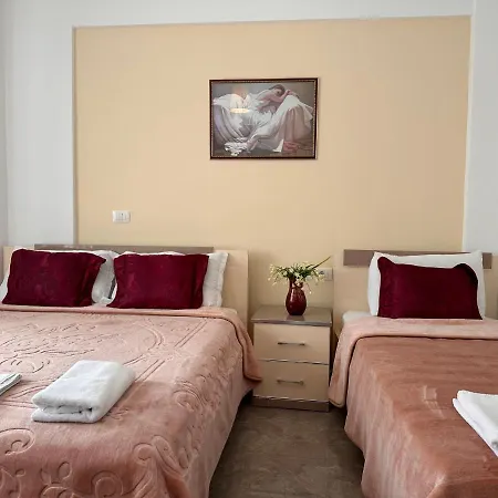 فندق Bella Vista ساراندا