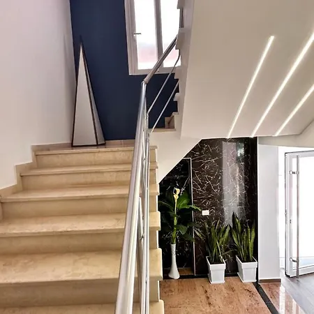 Bella Vista מלון 4*